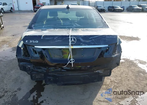 2014 Mercedes-Benz E 350 z USA, uszkodzony, nr VIN WDDHF5KB7EA947654